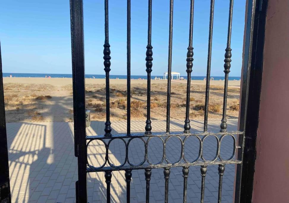 Piso En Primera Linea De Playa, Vera Playa Playas de Vera Екстериор снимка